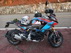 BMW F 900 XR - ფოტო 1