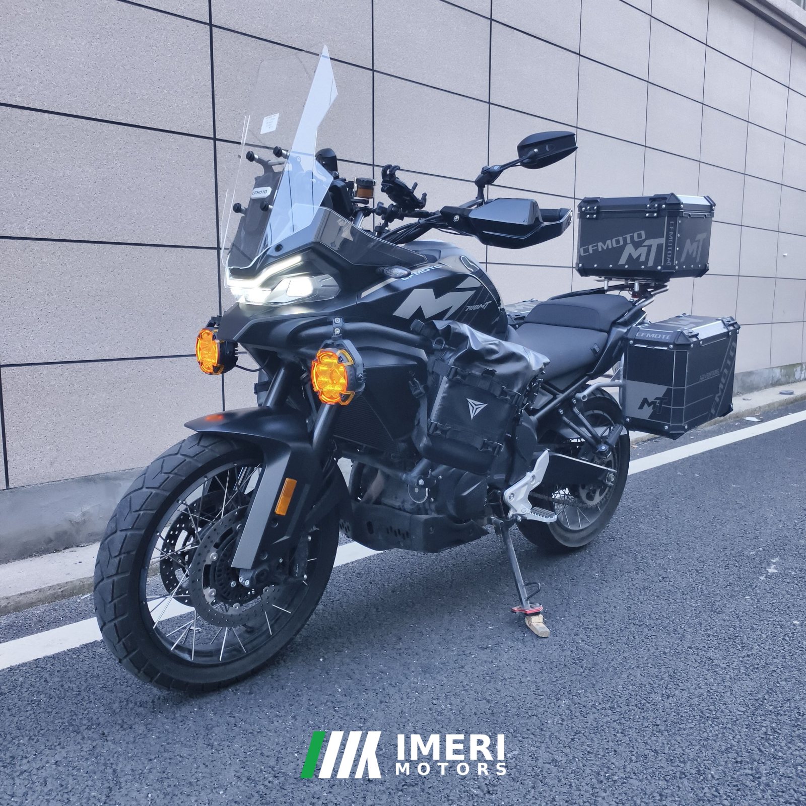 2025 CFMOTO 700MT