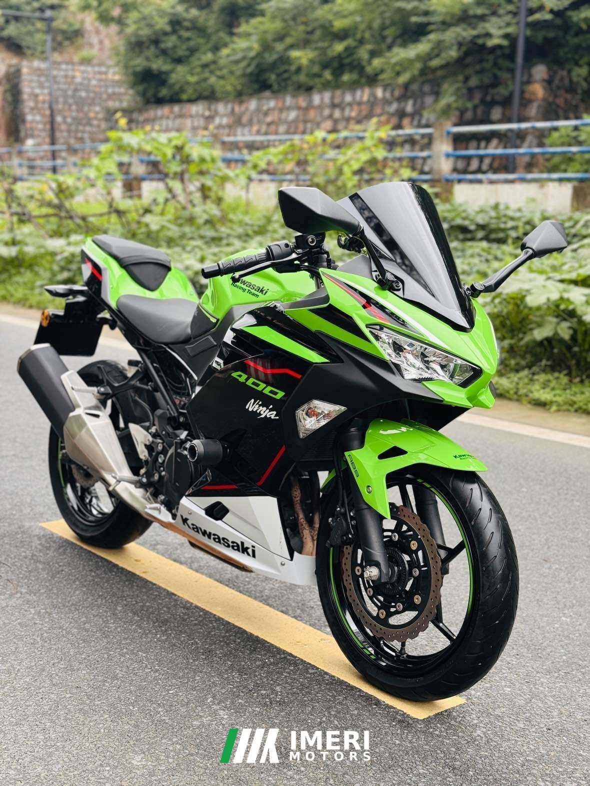 2022 Kawasaki Ninja 400