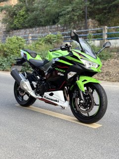 Kawasaki Ninja 400 - ფოტო 1