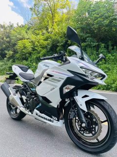 Kawasaki Ninja 400 - ფოტო 1