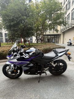 Honda CBR400R - ფოტო 3