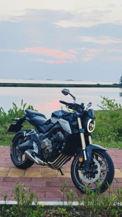 Honda CB650R - ფოტო 5