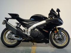 Aprilia RSV4 1100 cc - photo 4