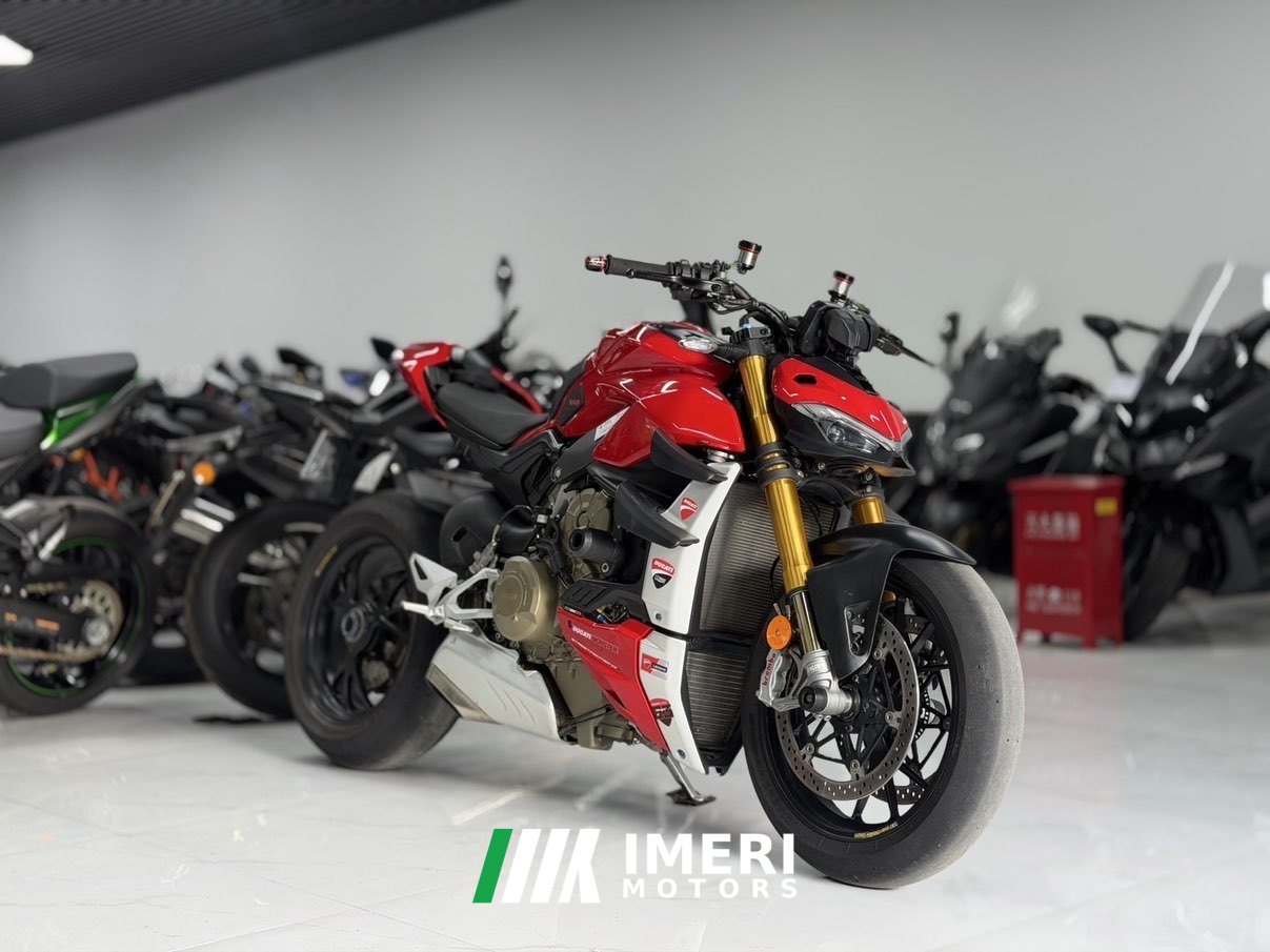 2021 Ducati Street Fighter V4 1100 cc