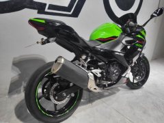 Kawasaki Ninja 400 - ფოტო 4