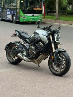 Honda CB650R - ფოტო 4
