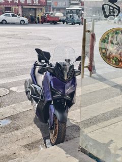 Yamaha XMAX 300 cc - photo 1