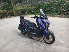 Yamaha XMAX 300 cc - photo 2