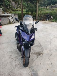 Yamaha XMAX 300 cc - photo 3