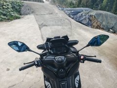 Yamaha XMAX 300 cc - photo 4
