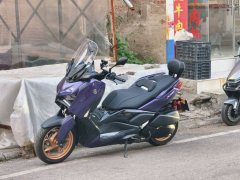 Yamaha XMAX 300 cc - photo 5