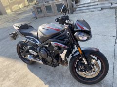 Triumph Street Triple 765 - ფოტო 1
