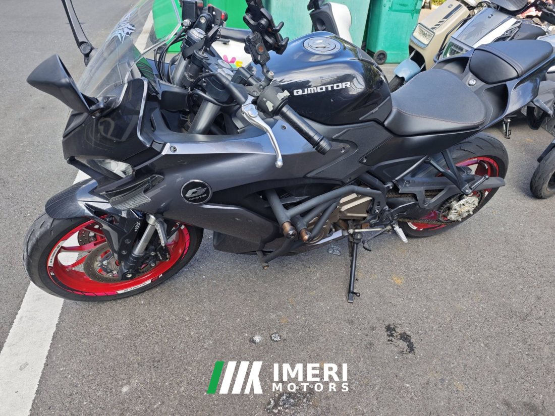QJMOTOR Match 400 - motorcycle from China