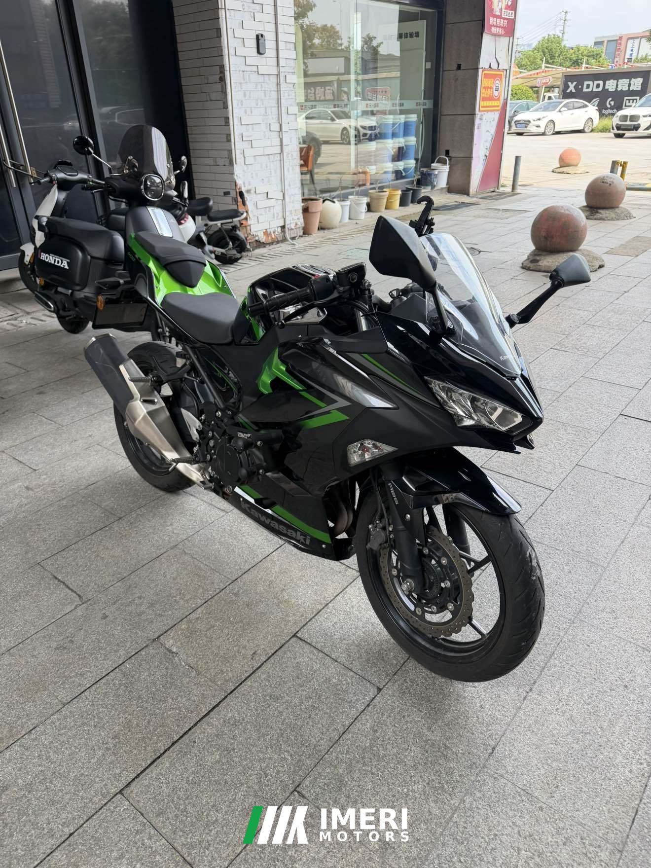 2023 Kawasaki Ninja 400