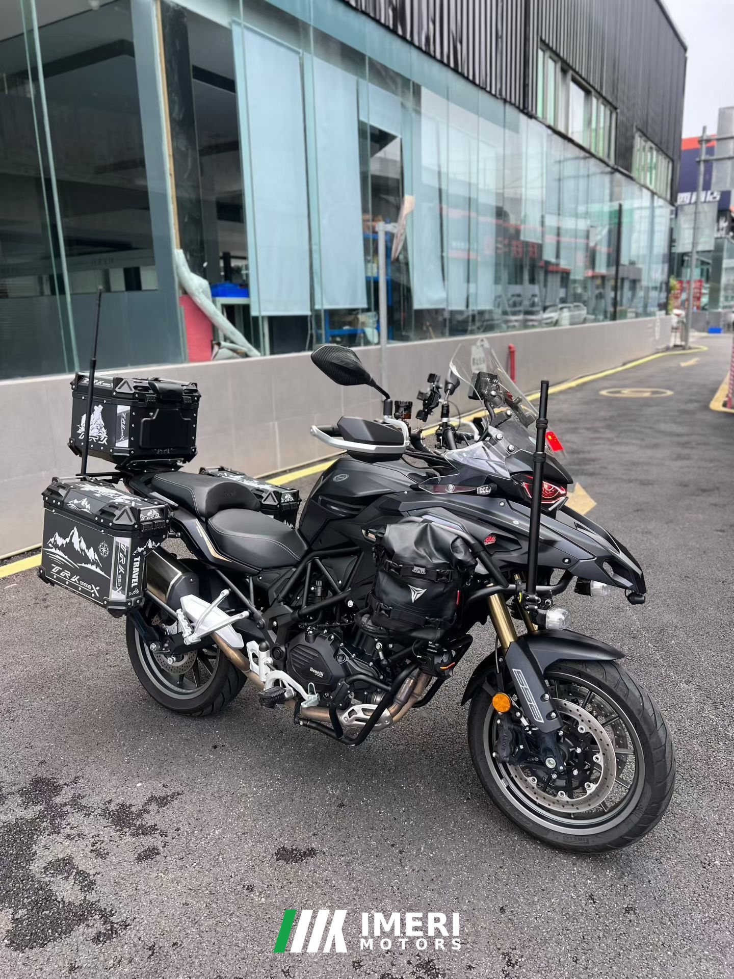 2025 Benelli TRK552 550 cc