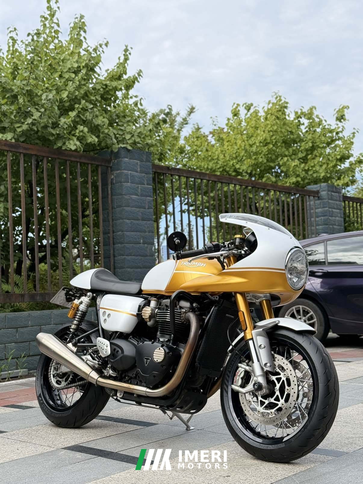 2021 Triumph Thruxton 865 cc