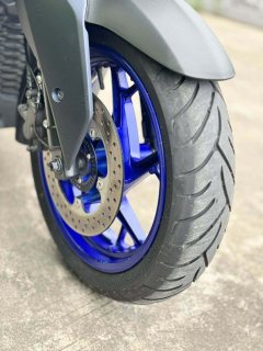 Yamaha XMAX 300 cc - photo 11
