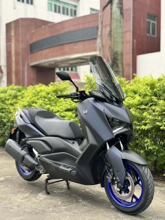 Yamaha XMAX 300 cc - photo 3