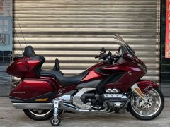Honda Gold Wing GL1800 - ფოტო 5
