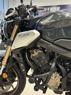 Honda CB650R - ფოტო 8