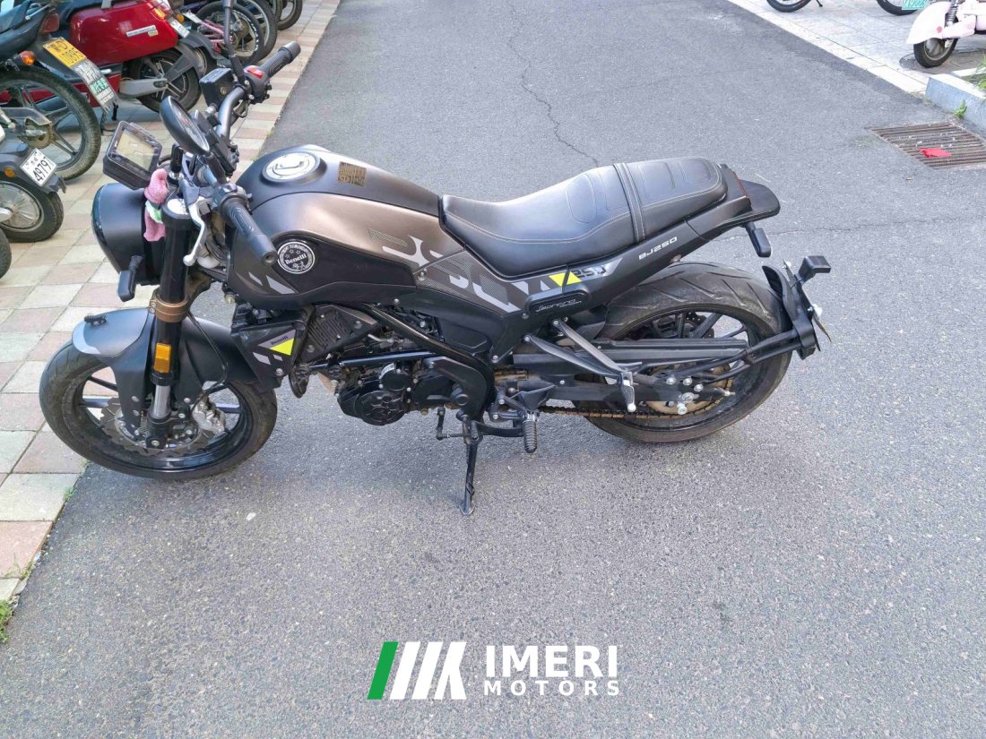 Benelli Young Lion Leoncino 250 - მოტოციკლი ჩინეთიდან