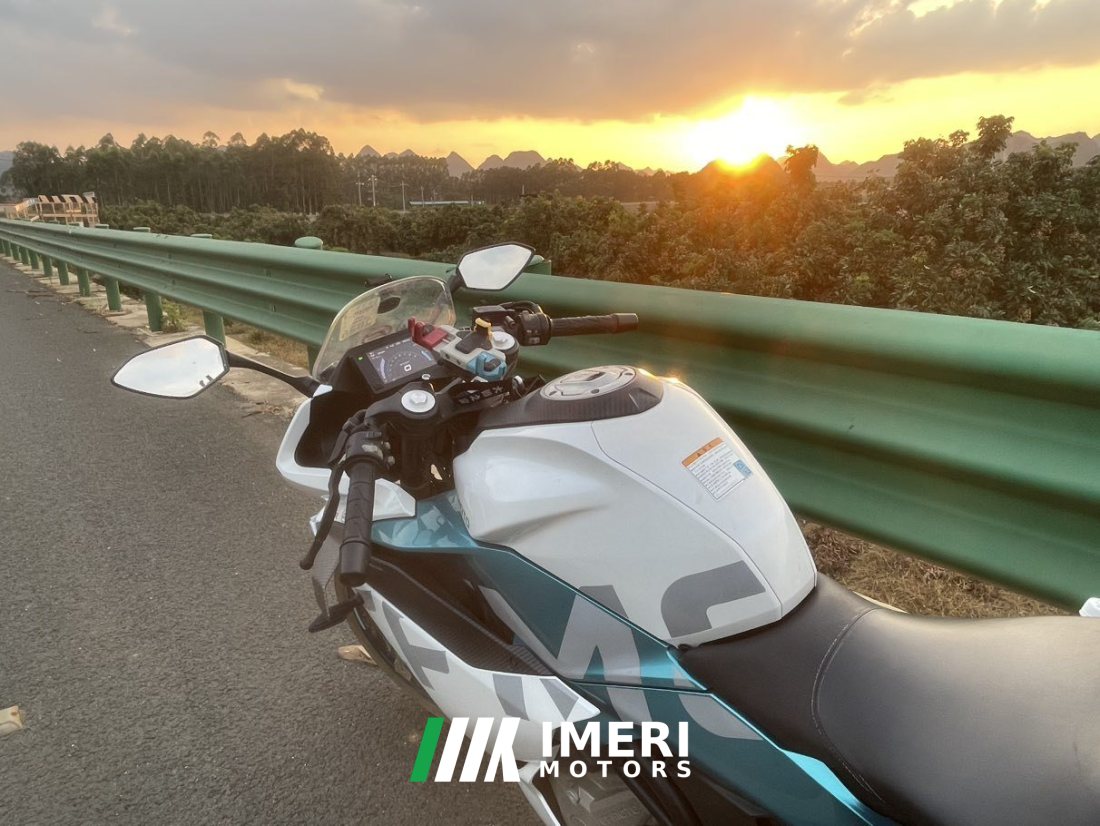 CFMOTO 250SR - мотоцикл из Китая