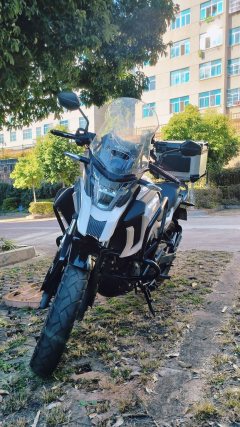 Wuyang Honda Sundiro CB190X - photo 1