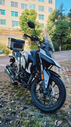 Wuyang Honda Sundiro CB190X - photo 2