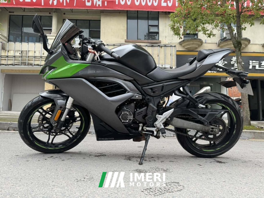 Voge 250RR - მოტოციკლი ჩინეთიდან