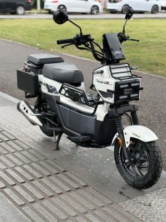 Sundiro Honda SquareX125 - ფოტო 3
