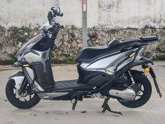 QJMOTOR Hong 150RS - photo 1