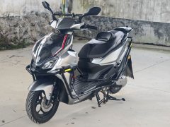 QJMOTOR Hong 150RS - photo 5
