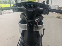 QJMOTOR Hong 150RS - photo 6