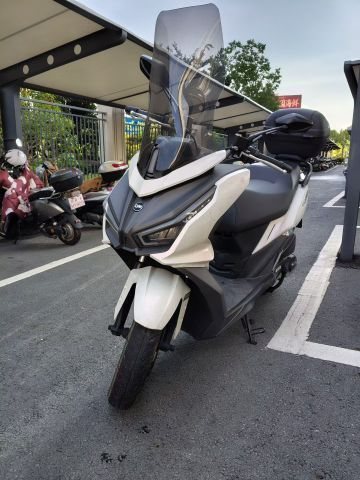 SYM Cruisym 150 - мотоцикл из Китая