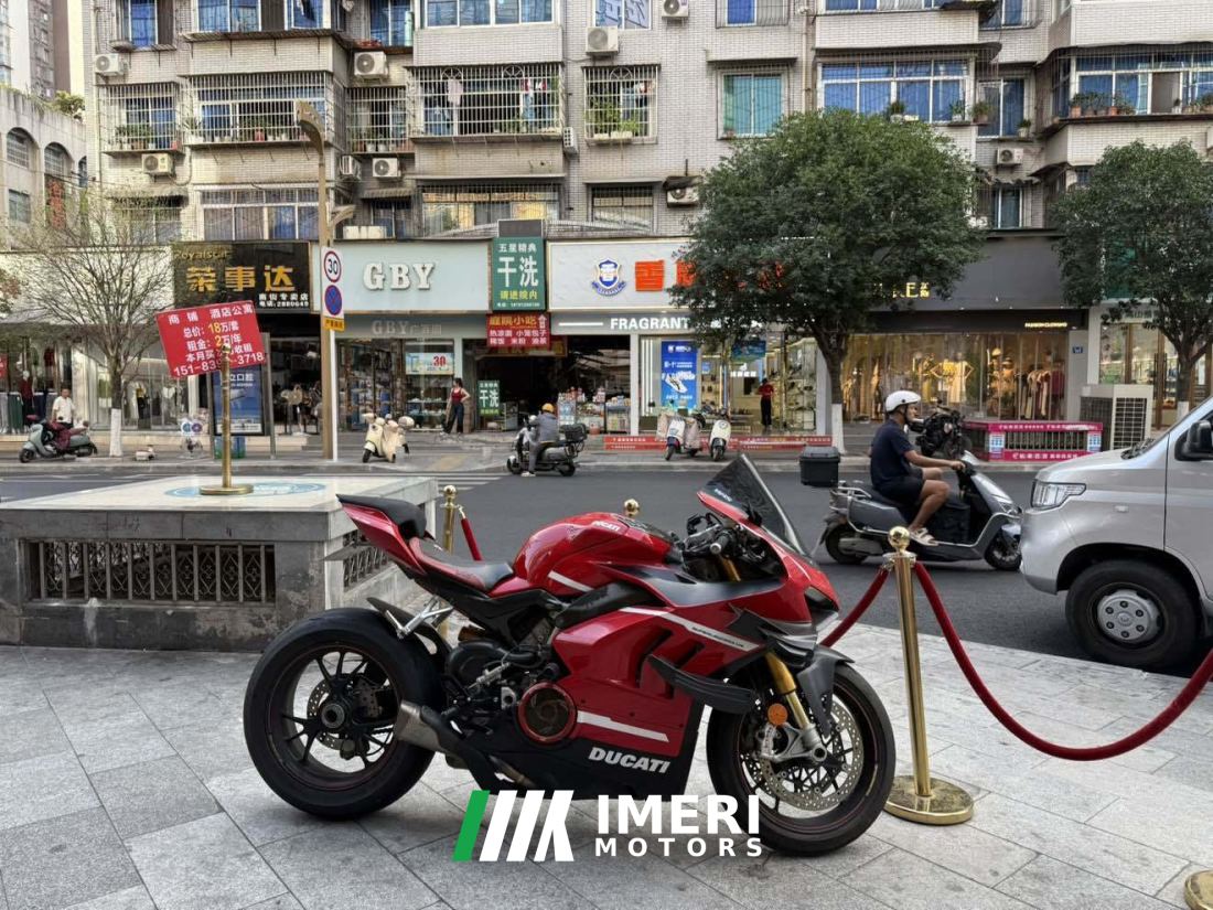 Ducati Panigale V4 1100 cc - motorcycle from China