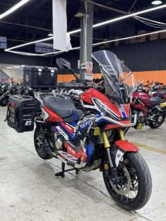Honda X-ADV 750 - photo 1