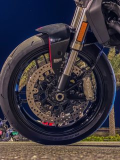Ducati Monster 821 - фото 9