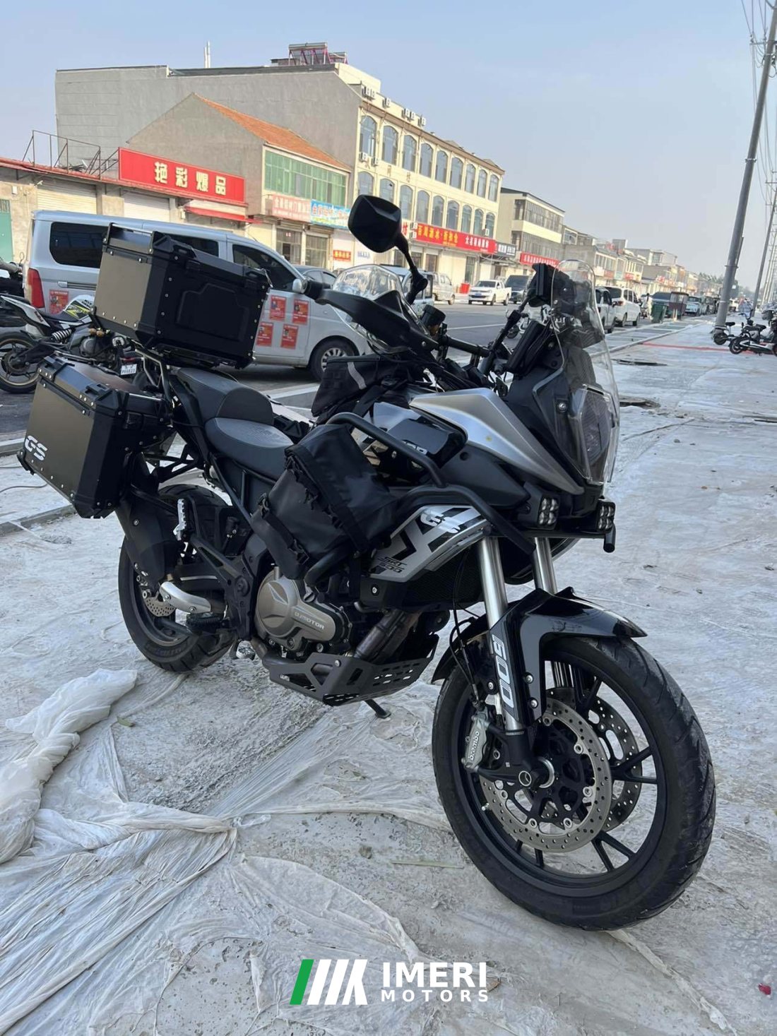 QJMOTOR Snapdragon 600 560 cc - მოტოციკლი ჩინეთიდან