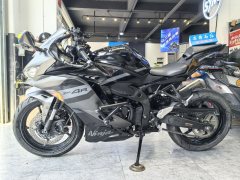 Kawasaki ZX-4R 400 cc - фото 6