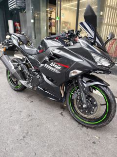 Kawasaki Ninja 400 - ფოტო 1