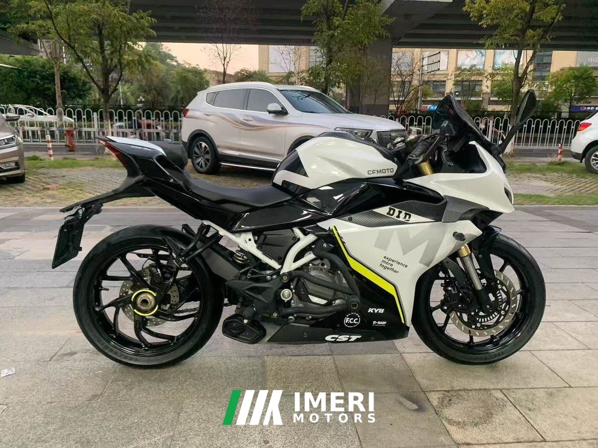 2023 CFMOTO 250SR