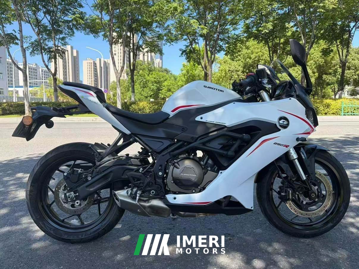 2024 QJMOTOR SRK 250