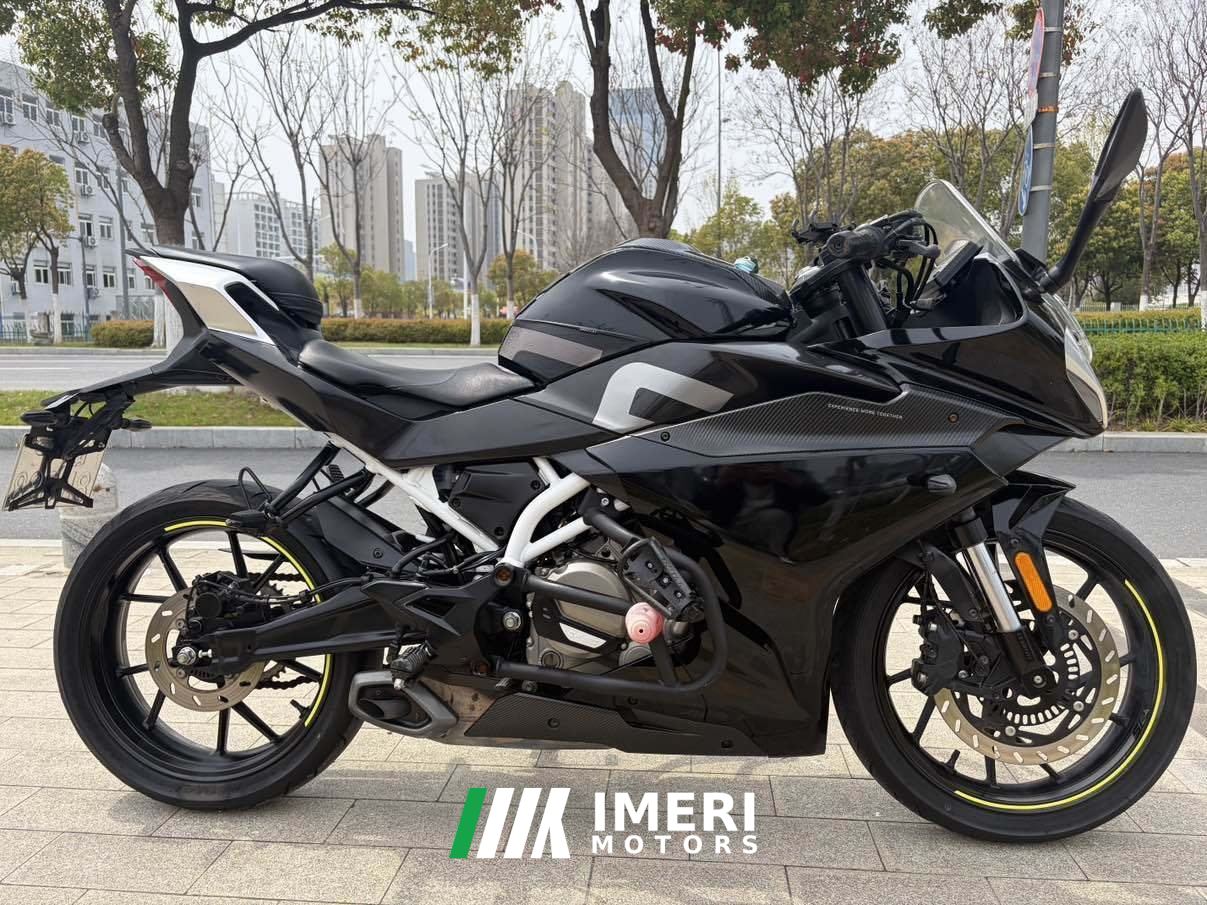2021 CFMOTO 250SR