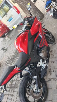 QJMOTOR Sai 550 - ფოტო 4