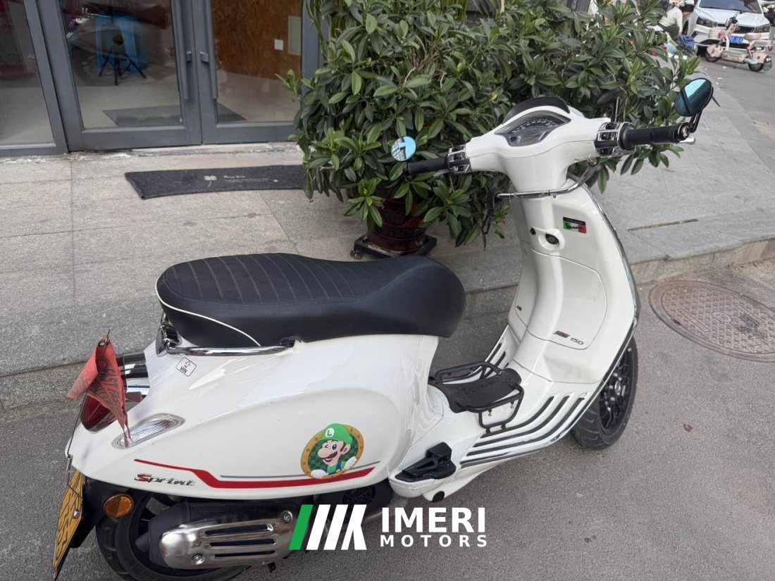 VESPA Primavera 155 cc - motorcycle from China