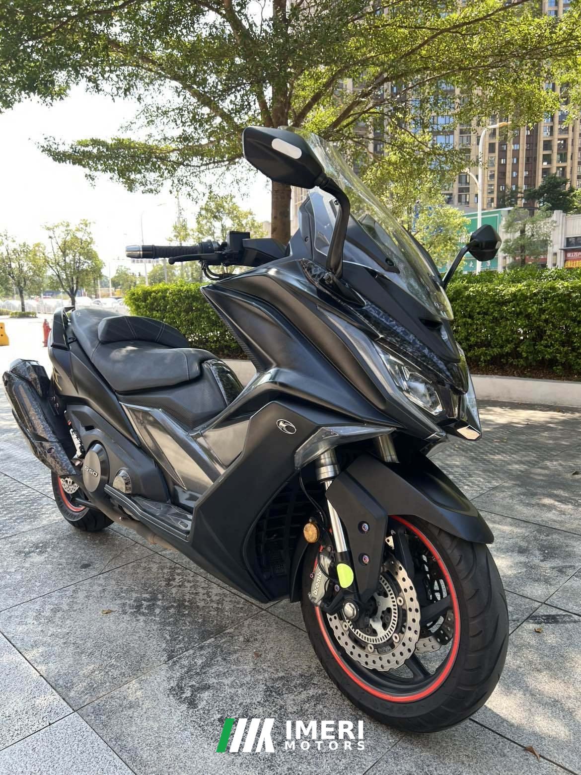 2021 KYMCO AK550