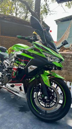 Kawasaki Ninja 400 - ფოტო 2