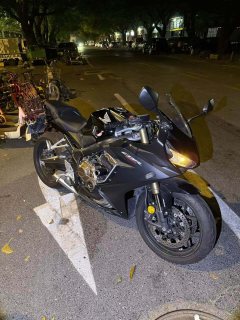 Honda CBR650R - ფოტო 1
