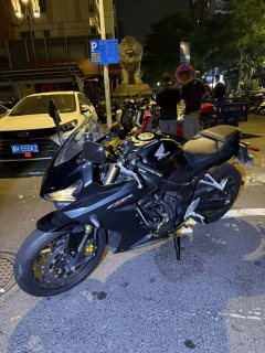 Honda CBR650R - ფოტო 3